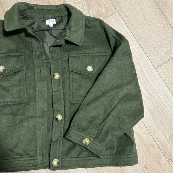 Cropped Shacket - Picture 2 of 2